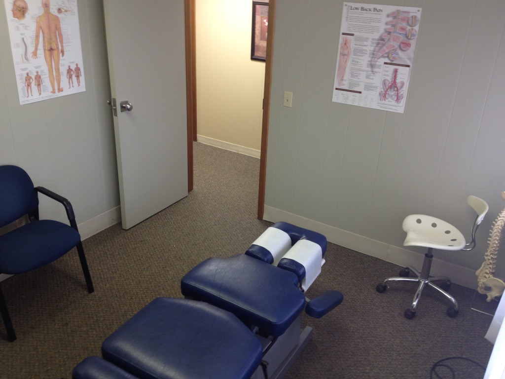 16 Treatment Room Buffalo Family Chiropractor inside Christopher Family Chiropractic virtual tour chiro equipment table